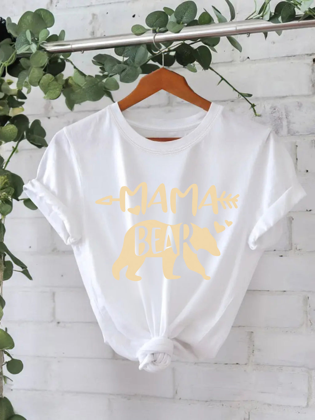 MAMA Bear BEAR Round Neck Hooded Short Sleeve