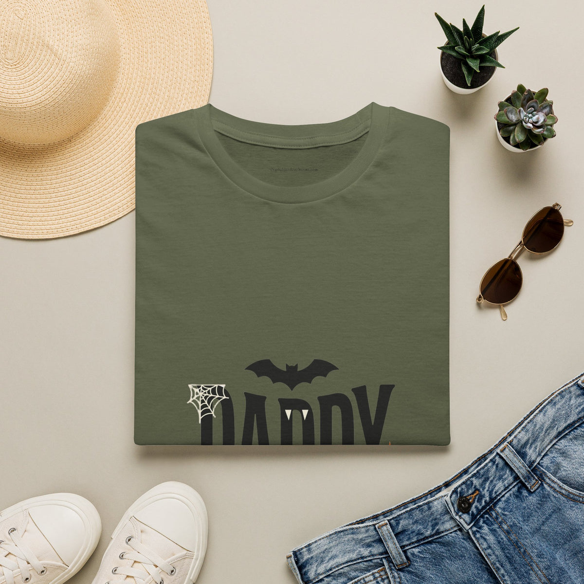 Daddy Halloween T-Shirt — Spooky Bat & Dripping Lettering Tee