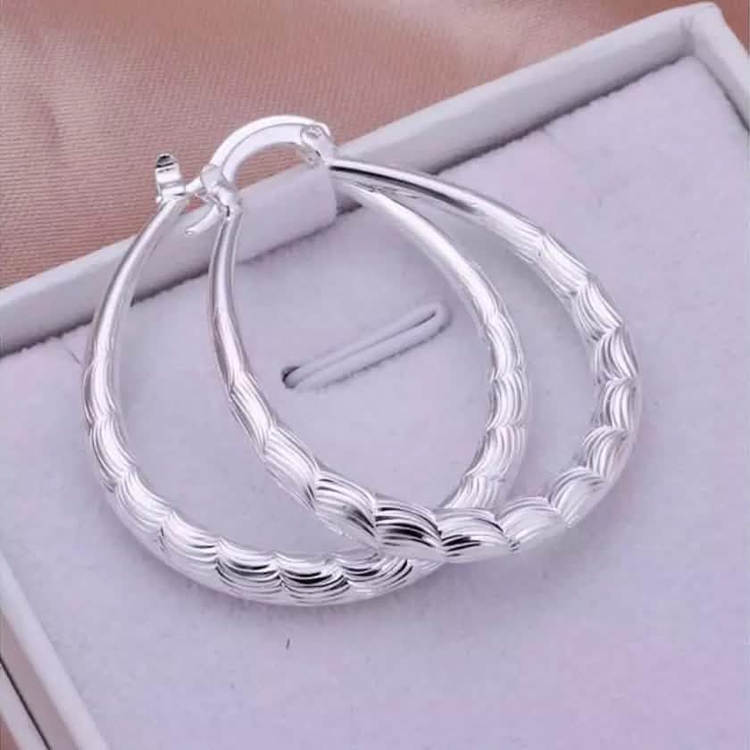 Oval Filigree Hoop Earrings | Silver or Gold Tone