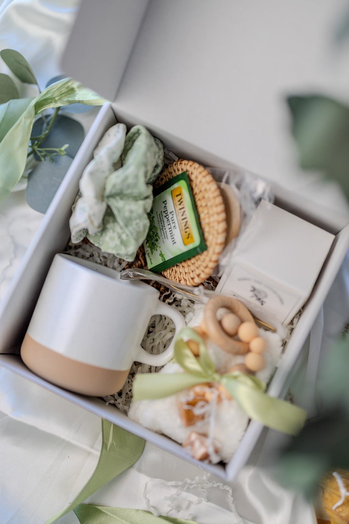 Self-Care Gift Box – Hug in a Box