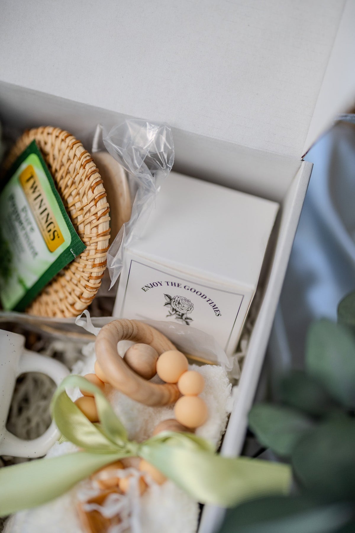 Self-Care Gift Box – Hug in a Box