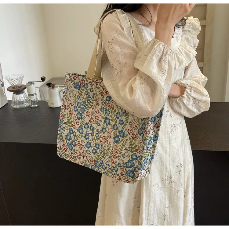 Oversized Canvas Tote Bag — Casual Commuter Shoulder Bag