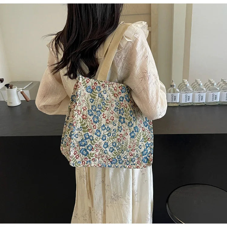 Oversized Canvas Tote Bag — Casual Commuter Shoulder Bag