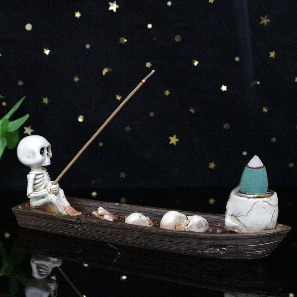 Skeleton Aromatherapy Canoe | Halloween Incense Holder | Spooky Resin Home Decor
