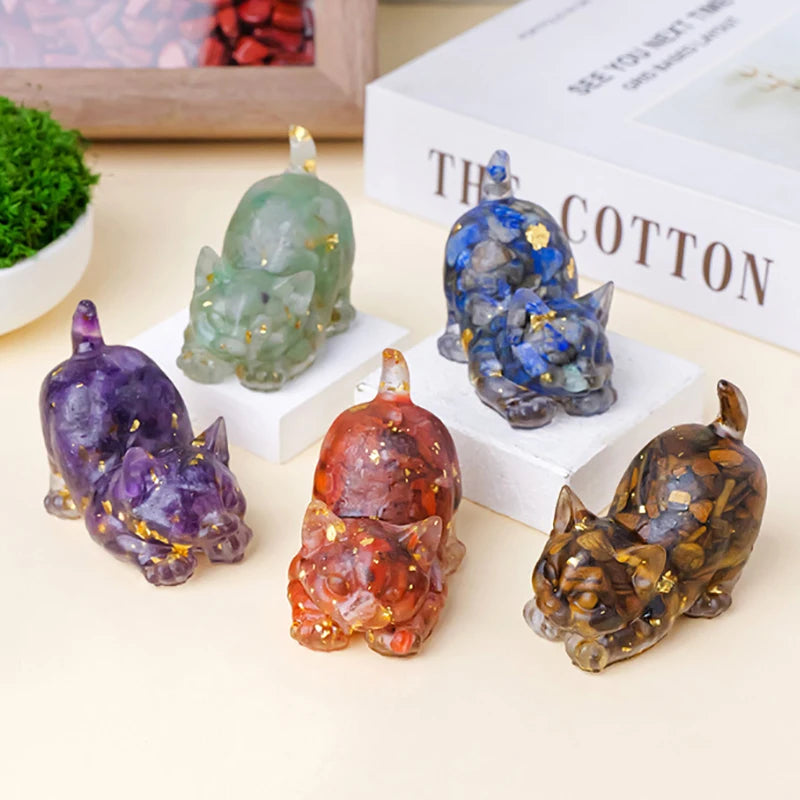 Natural Crystal Cat Figurine — Stone Sculpture Desktop Décor