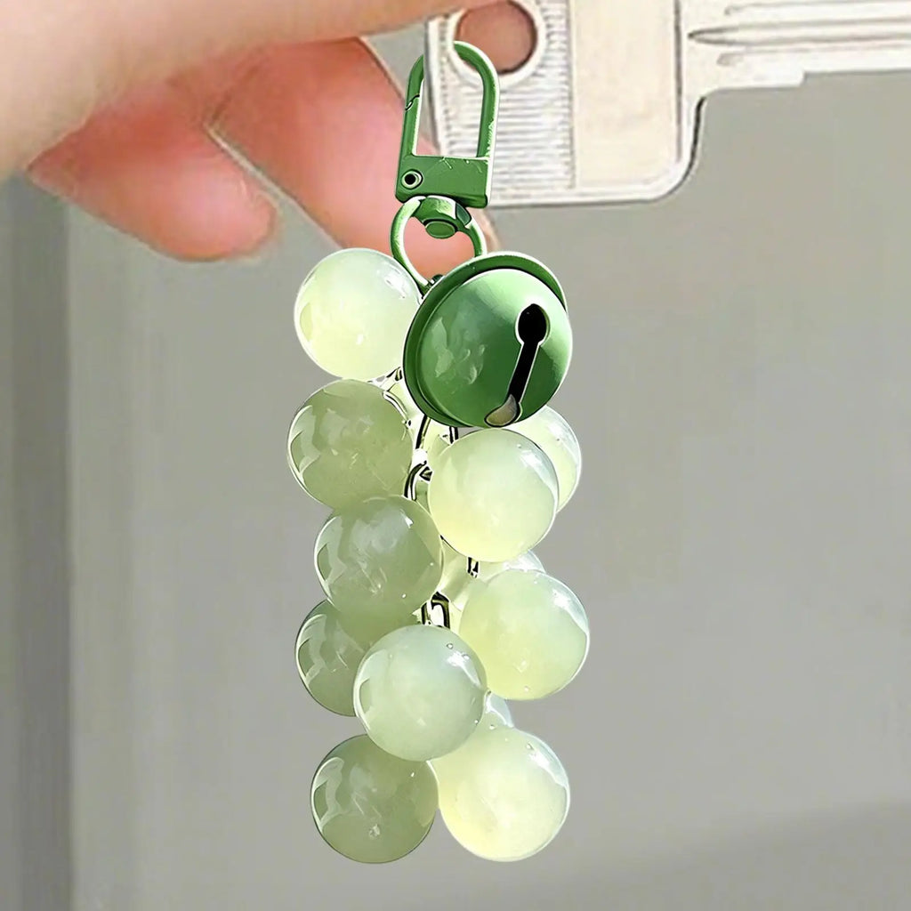UV Color-Changing Grape Bag Charm – Sun-Sensing Fruit Keychain for Purses & Bags