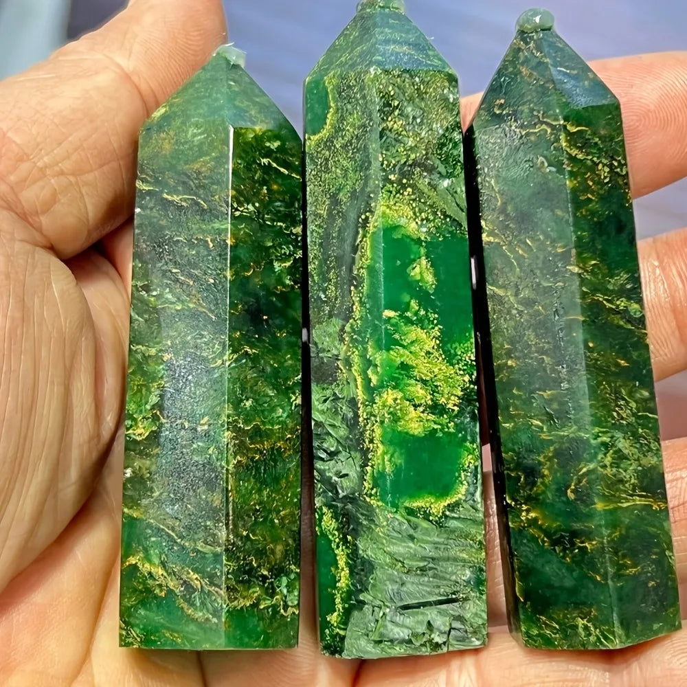 Natural Emerald Crystal Tower — Single Point Healing Stone for Home Decor