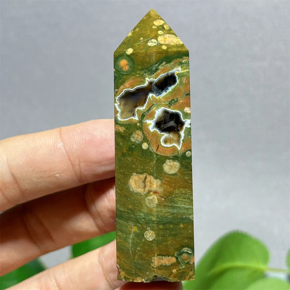 Natural Rainforest Crystal Tower — Flashy Quartz Mineral Wand for Reiki & Feng Shui