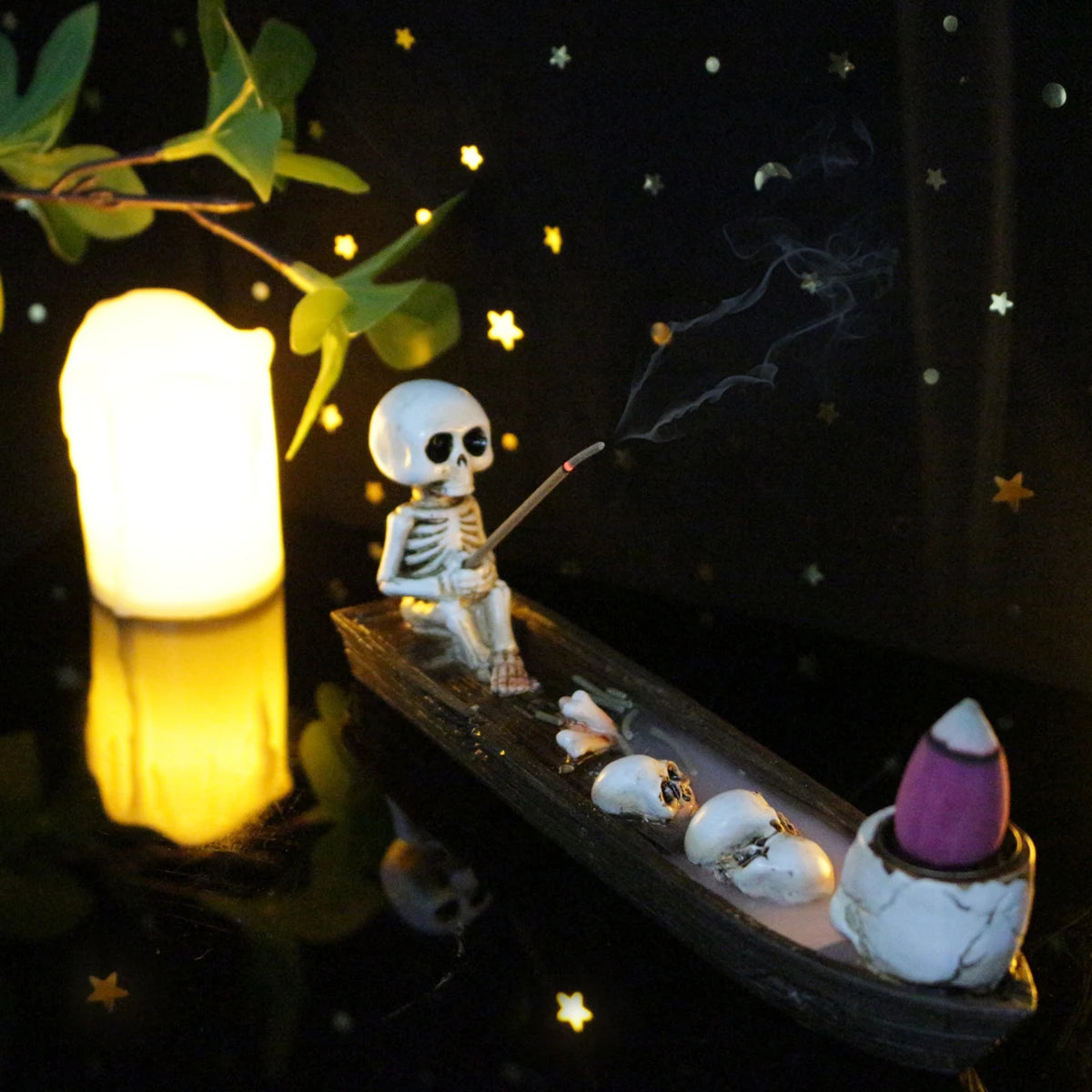Skeleton Aromatherapy Canoe | Halloween Incense Holder | Spooky Resin Home Decor