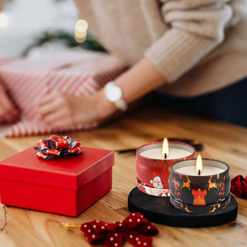 Christmas Tin Candle Gift Set | 16 Pieces