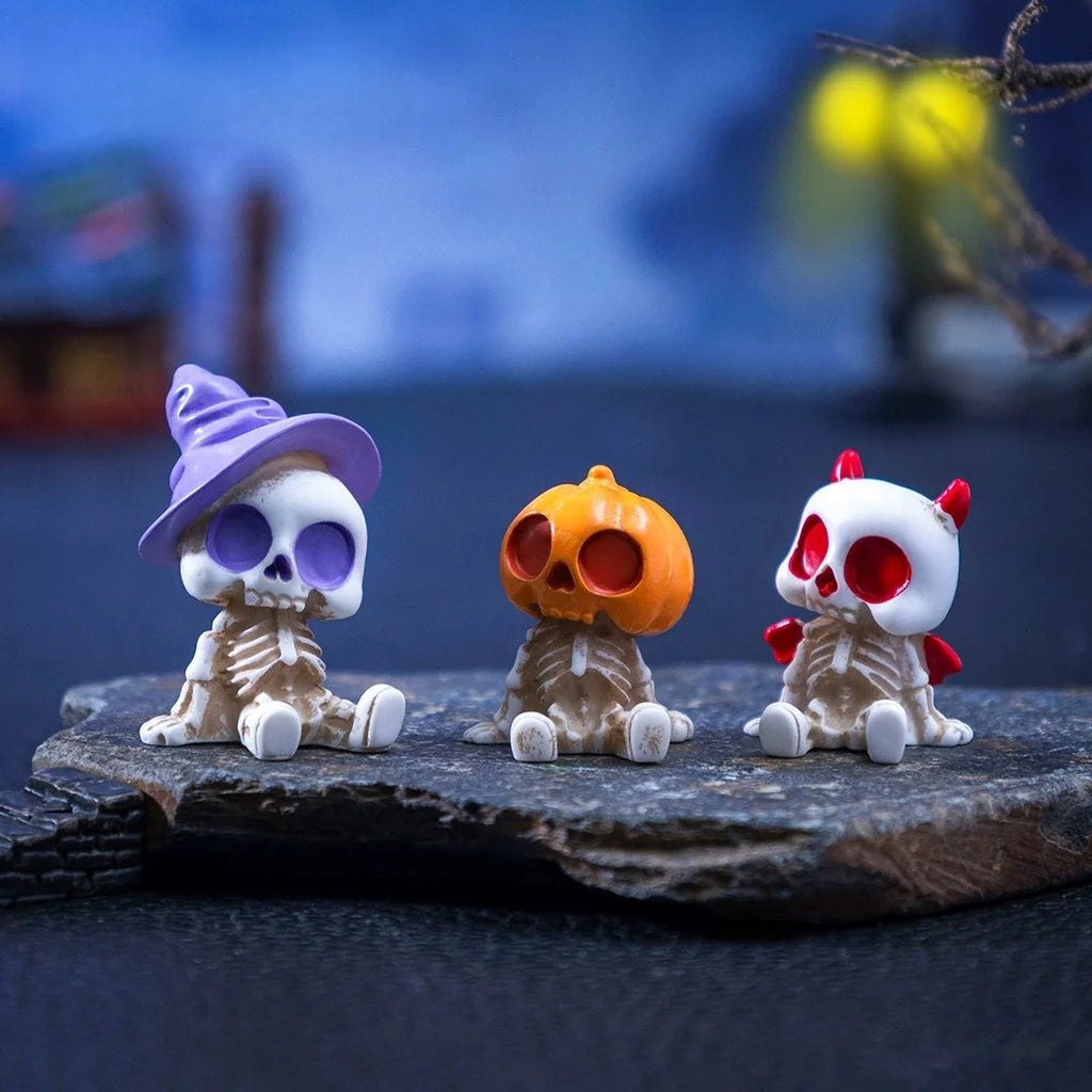 Halloween Mini Figurines Set | Pumpkins, Ghosts & Skulls | Spooky Resin Decor