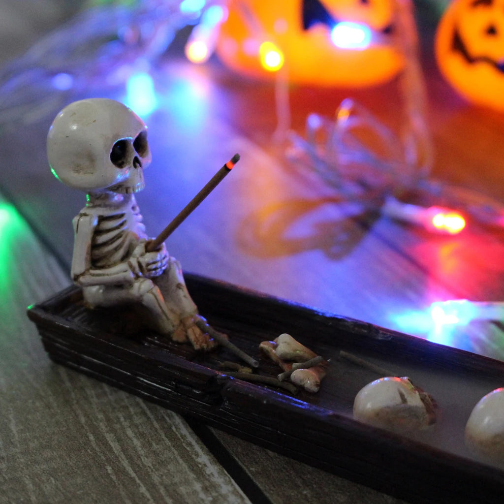 Skeleton Aromatherapy Canoe | Halloween Incense Holder | Spooky Resin Home Decor