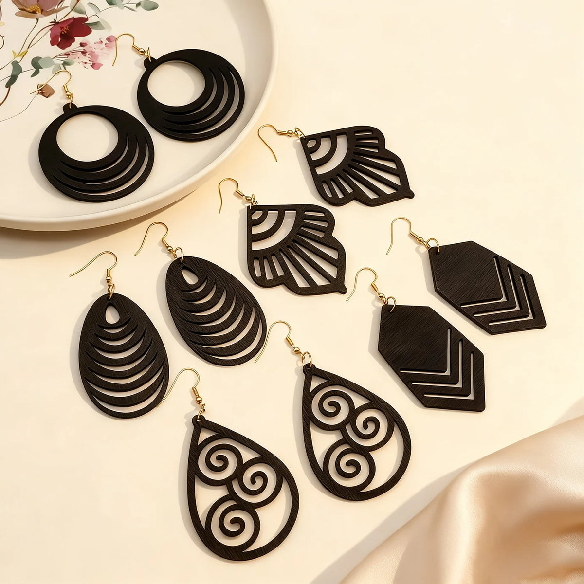 Black Geometric Hollow Wooden Earrings — 5 Pairs Boho Retro Drop Set for Women