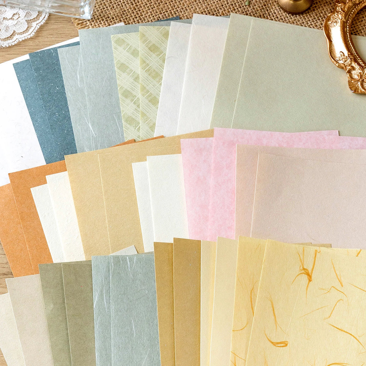 40 Pcs Floral Handmade Junk Journal Paper Mix | Vintage Scrapbooking Background Paper